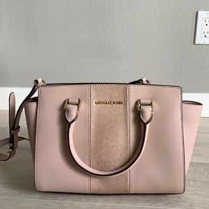 Michael Kors Shoulder Bag